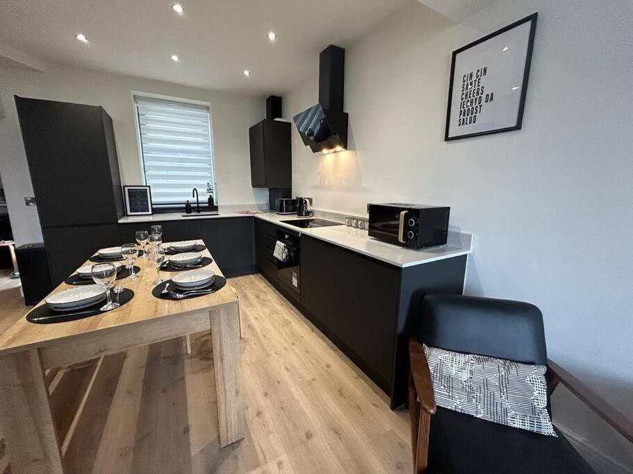 Villa Caernarfon Modern Townhouse Snowdonia Exterior foto